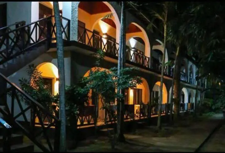 kontakty Ambitious Resort
